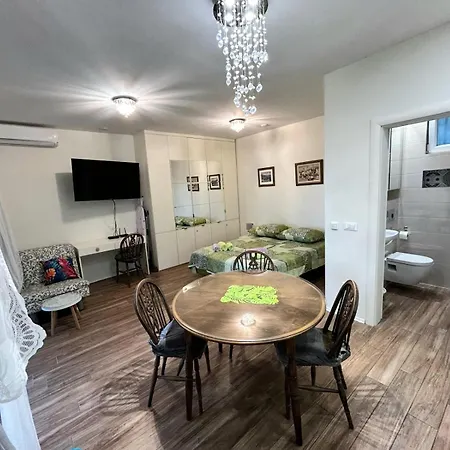 Apartament Kula Pergola *