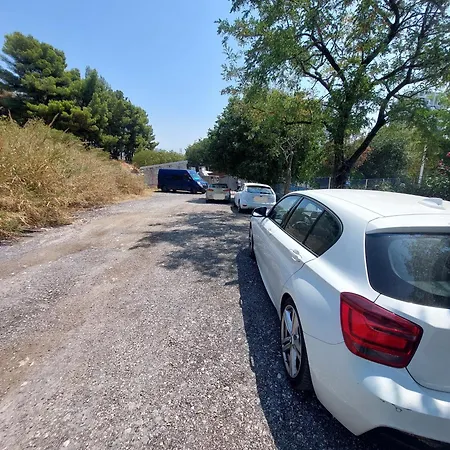 Kula Pergola * Split